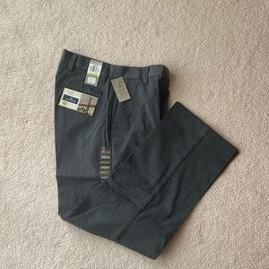 Dockers D3 Classic Fit Flat Front Khaki Pants, 30x30, dark gray